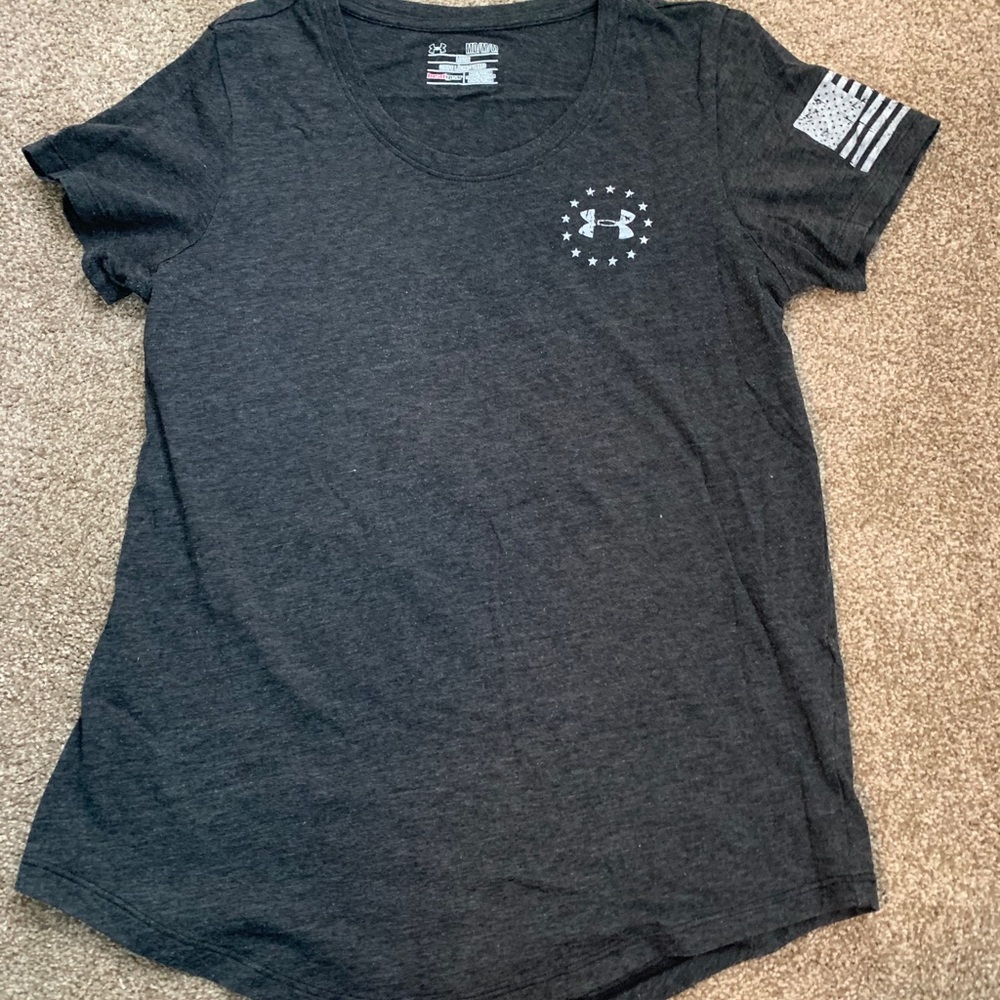 UNDER ARMOUR FREEDOM TEE